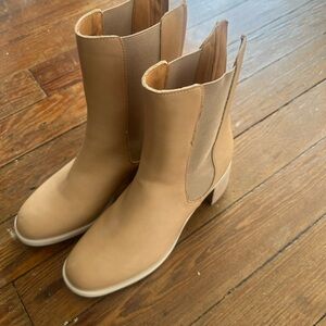 Oasis Society Tan Leather Ankle Boots